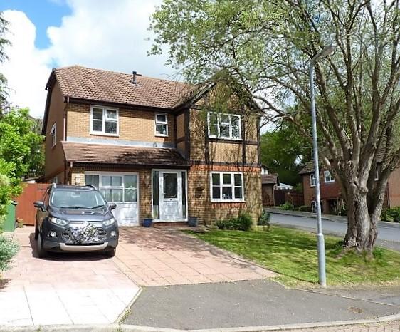 Mulberry Way, Heathfield, East Sussex, TN21 8YN